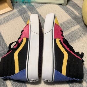 Women’s Size 7.5 VANS Sk8-Hi Platform Shoes Multi-Color Padded Suede & Canvas